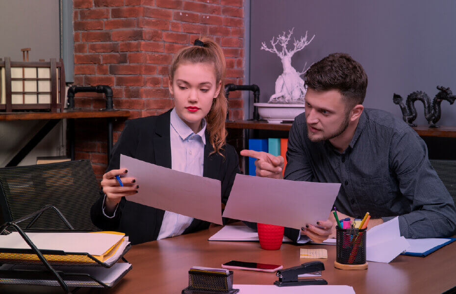 5 Employer of Record Risks (EOR) and How to Avoid Them