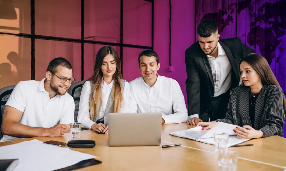 Employer of Record (EOR) for Small Businesses: All You Need to Know