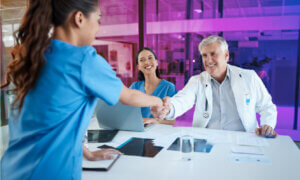 How an EOR for Healthcare Streamlines Hiring?