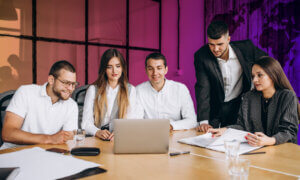 Employeur officiel (EOR) pour les petites entreprises&nbsp;: tout ce que vous devez savoir